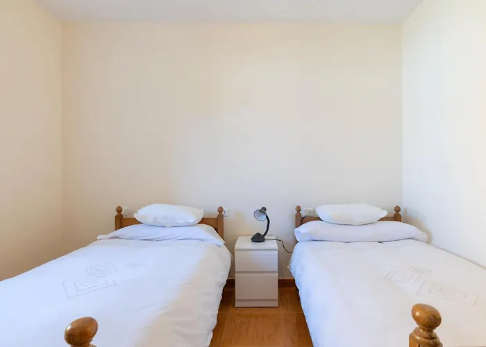 בית נופש Casa O Souto Cangas *